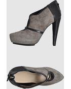 Aperlai Shoe Boots - Lyst
