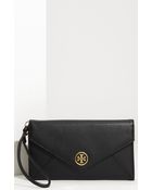 Tory Burch Robinson Envelope Wristlet - Lyst
