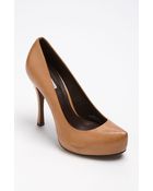 Vera Wang Footwear Raquel Pump - Lyst