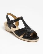 Softspots Adalynn Sandal - Lyst