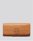Tory Burch Clutch Stacked T - Lyst