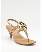 Tory Burch Holly 2 Kitten Heel Logo Patent Thong Sandals - Lyst