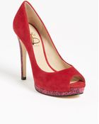 Joan & David Delsa Pump - Lyst