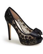 Joan & David Cutie Pump - Lyst