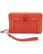 Tory Burch Amanda Smartphone Wristlet - Lyst
