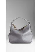 Burberry Small Heritage Grain Leather Hobo Bag - Lyst