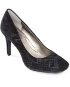 Me Too Paris Embossed Suede Pumps - Lyst