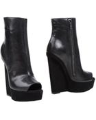 Gareth Pugh Ankle Boots - Lyst