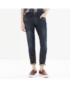 Madewell Skargorn&Trade; Thorn Slim Slouch Jeans In Strike Wash - Lyst