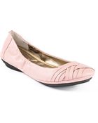 Me Too Fiona Leather Flats - Lyst