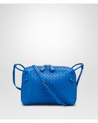 Bottega Veneta Signal Blue Intrecciato Nappa Messenger Bag - Lyst