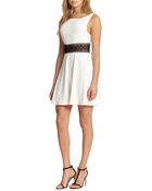 Alice + Olivia Rowan Lace Waistband Dress - Lyst