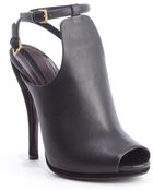 Gucci Black Leather Double Buckle Peep Toe Pumps - Lyst