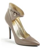 Nine West Clusive Hooded Leather Pumps - Lyst