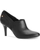 Calvin Klein Women'S Jeanine Shooties - Lyst