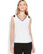 Calvin Klein Sleeveless Contrast Trim V-Neck Top - Lyst