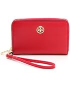 Tory Burch Robinson Smart Phone Wristlet Black - Lyst