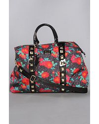 betsey johnson skull crossbody