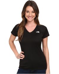 The North Face S/S Reaxion Amp V-Neck Tee - Lyst