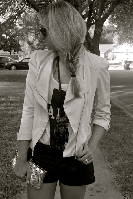 Black/White