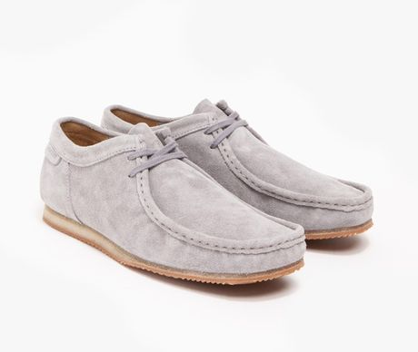grey clarks wallabees