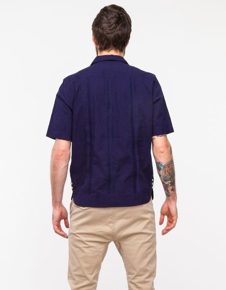 monitaly guayabera