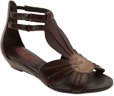 ... Pikolinos Formentera Gladiator Sandal in Brown (dark brown) | Lyst
