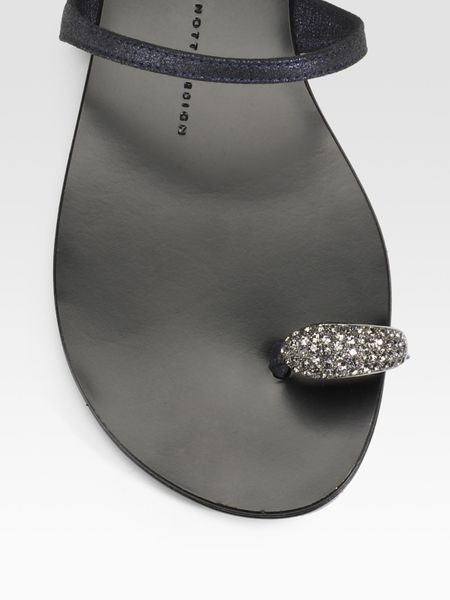 Giuseppe Zanotti Jeweled Toe-ring Sandals in Black | Lyst