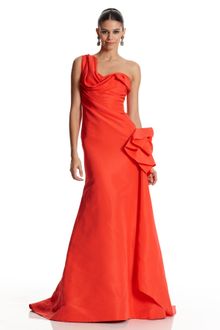 Oscar de la Renta One Shoulder Side Drape Gown - Lyst