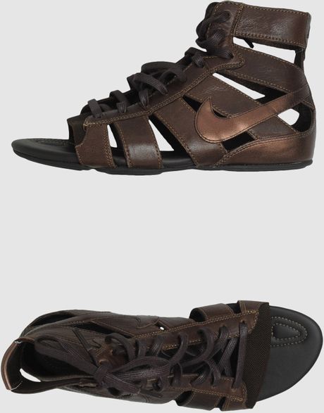 buy nike sandals online