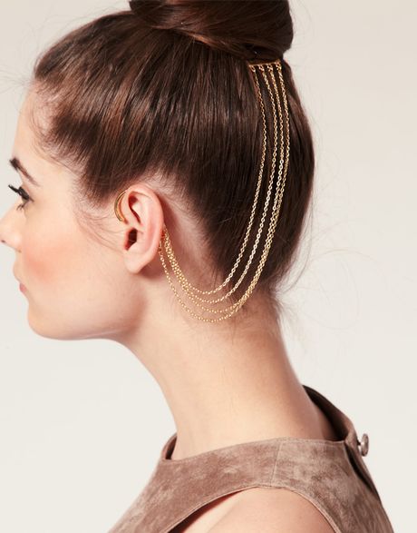 Asos Collection Asos Hanging Chains Ear Cuff and Comb in Gold (multi ...