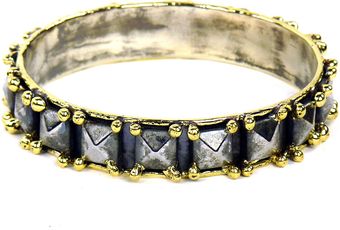  Studded Bracelete 