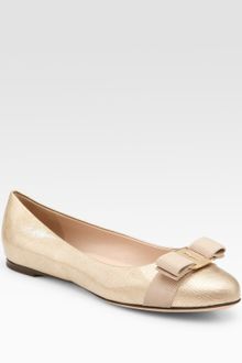 Ferragamo Patent Leather Bow Ballet Flats - Lyst