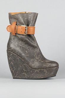 minimarket The Ygg Wedge Boot in Engraved Leather - Lyst