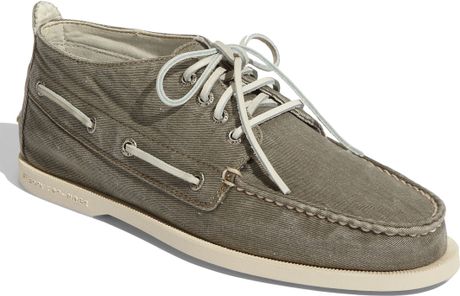 sperry chukka boat shoe