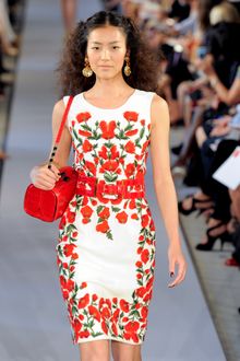 Oscar de la Renta Spring 2012 Floral Shift Dress - Lyst