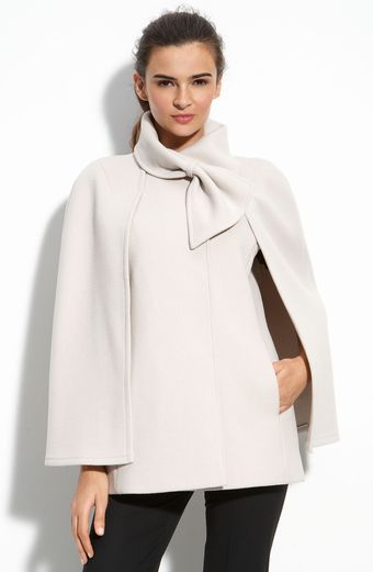 Tahari Belle Capelet - Lyst