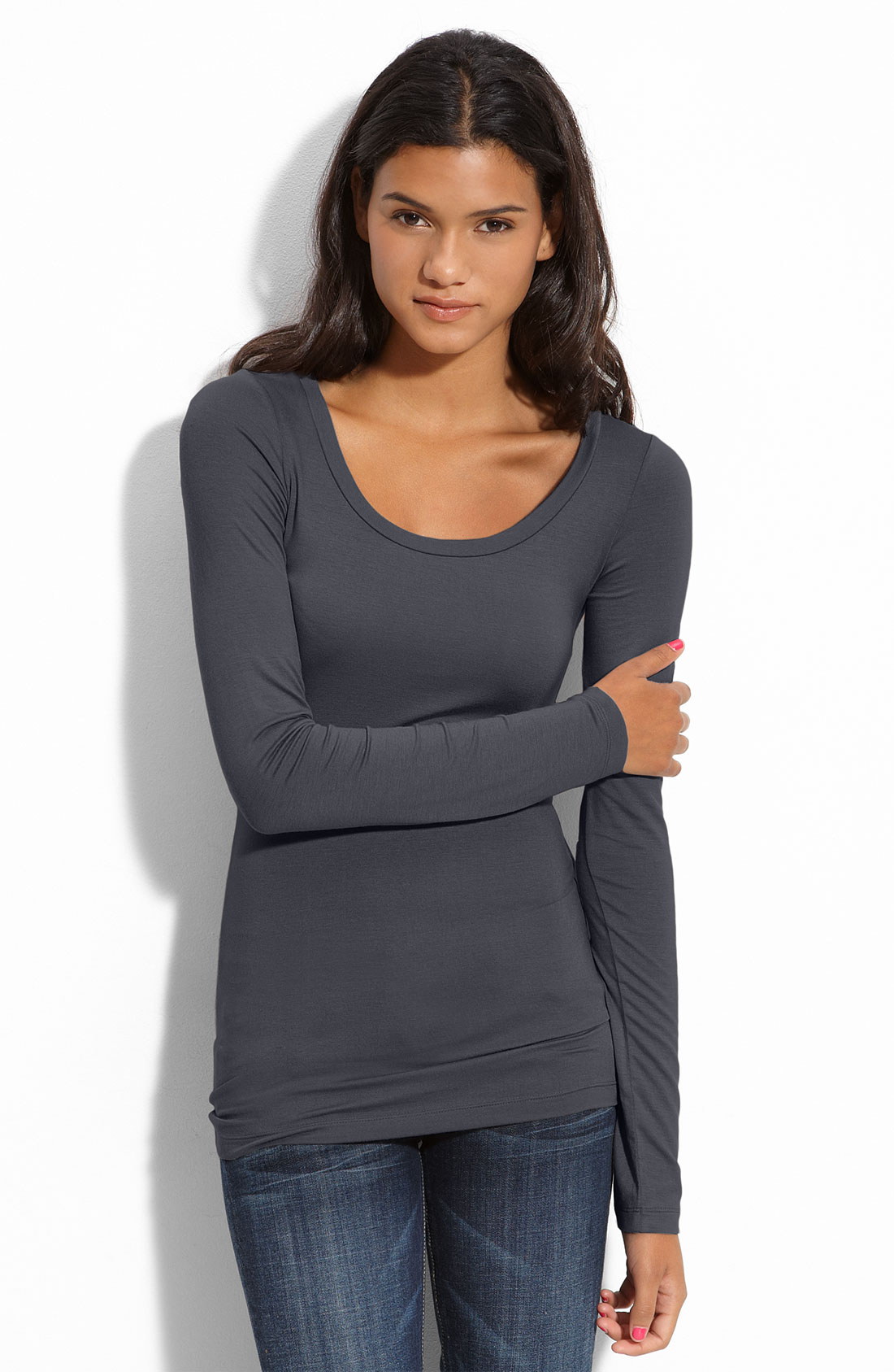 Shop by category The starting layer for any look, our soft jersey knit tee has a scoop neckline and a shirttail hem in a flowing, curve-flattering shape that benefits every body type. You'll n.