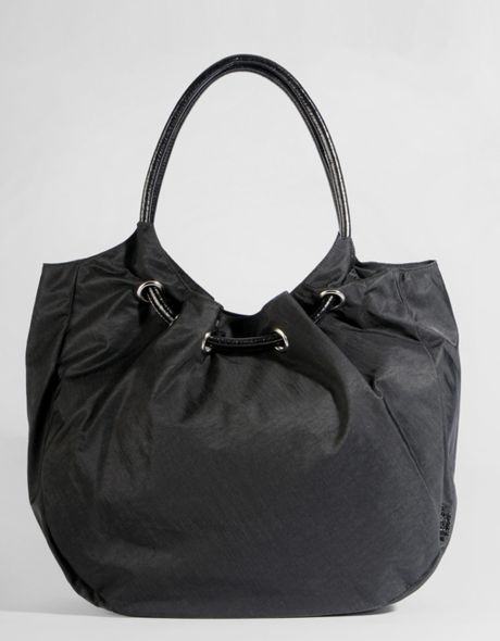 Hobo International Elizabeth Nylon Tote Bag in Black | Lyst