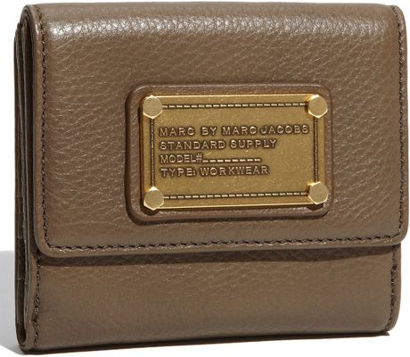 Marc By Marc Jacobs Classic Q  Small Flap Wallet in Brown (dirty martini) - Lyst