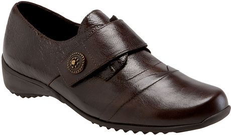 Munro Tour Flat in Brown (brown leather) - Lyst