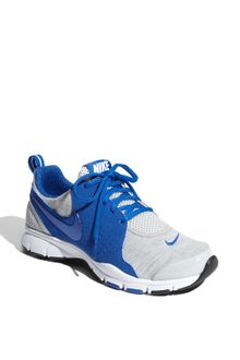 Nike Trainer One Training Shoe (women) in Gray (dark grey/ red plum