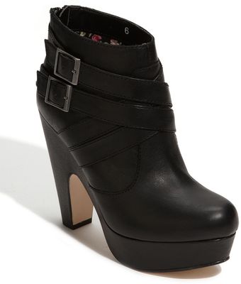  Theory Ankle Boot 