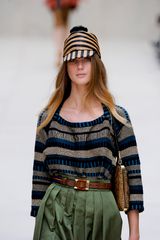 Burberry Prorsum Spring 2012 Runway Look 43