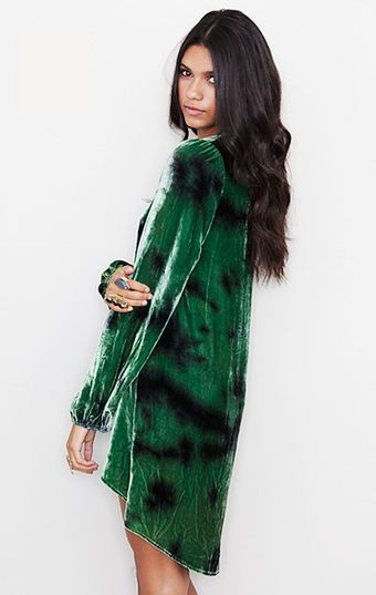  V-neck Bell Sleeve Dress 