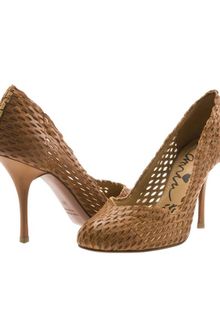 Lanvin Laser Cut Leather Pumps - Lyst