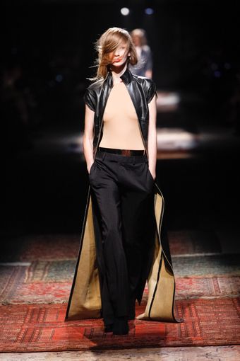 Maison Martin Margiela Spring 2012 Long Leather Coat With Short Sleeves In Black - Lyst