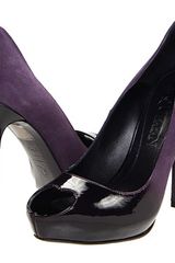 Alexander McQueen Heart Peep Toe Skull Pump