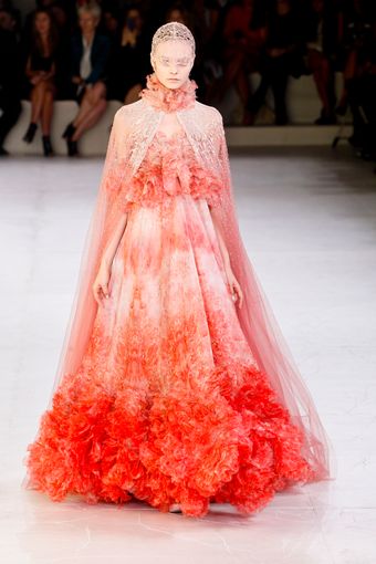  Spring 2012 Pink Embellished Tulle Cape With Ruffle High Collar 