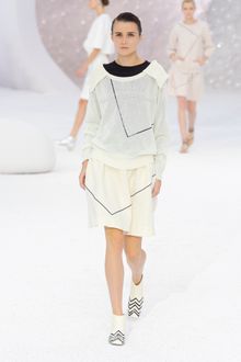 Chanel Spring 2012 White Ankle Low Heel Boots With Black Zig Zag Print - Lyst